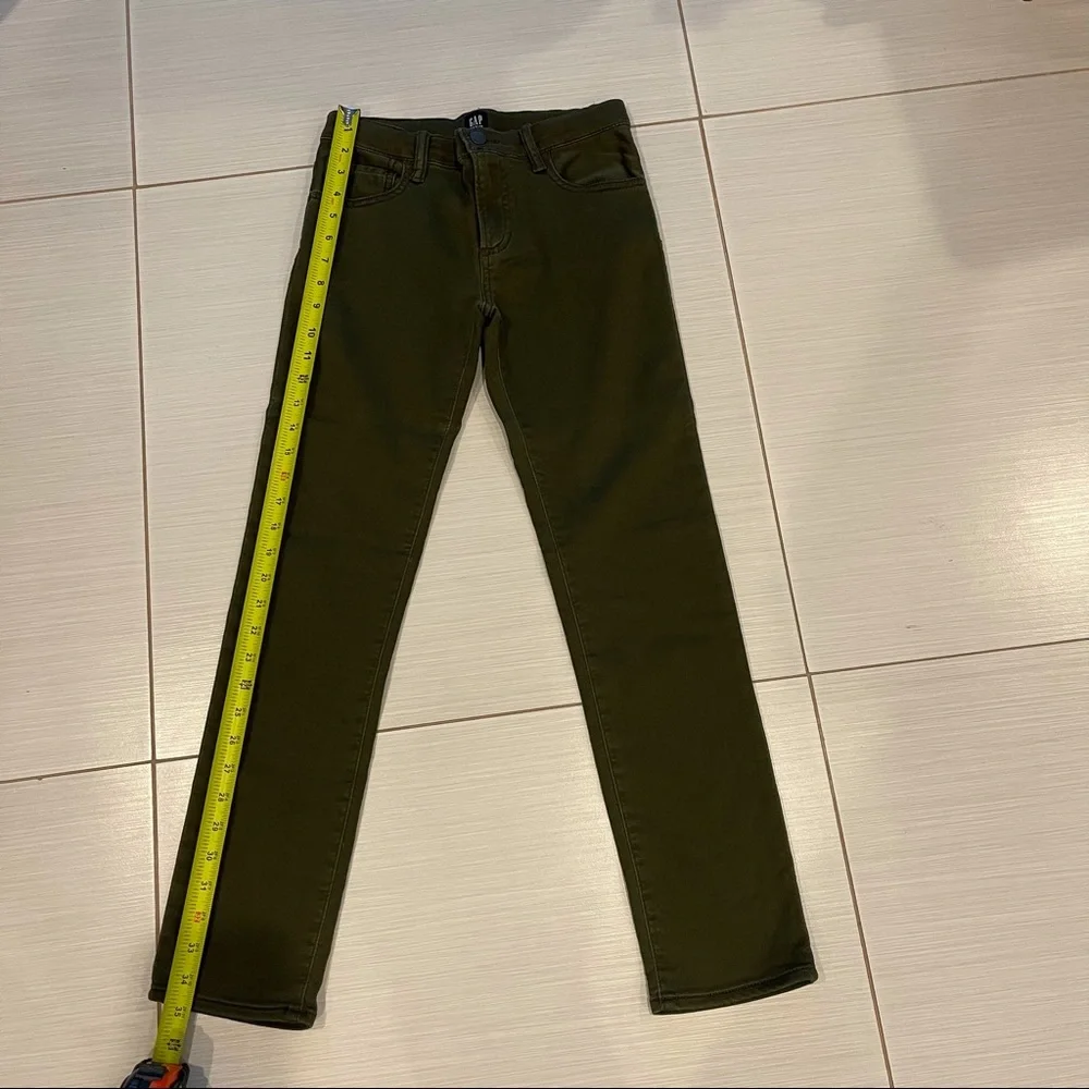 Gap Kids olive color almost new denim slim Pants